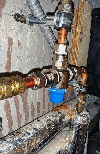 https://plumbergreenwood.com.au/uploads/2025/06/emergency-plumbing-912174.jpg